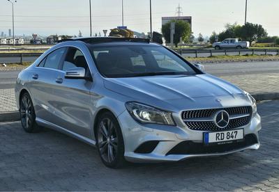 Mercedes-Benz CLA 180 — 1