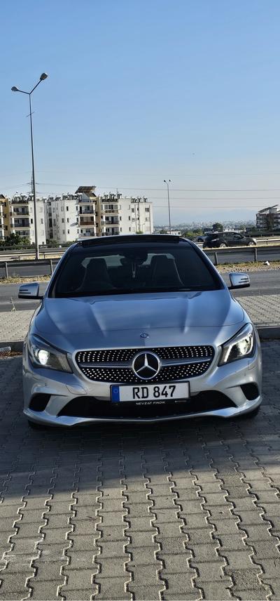 Mercedes-Benz CLA 180 — 4