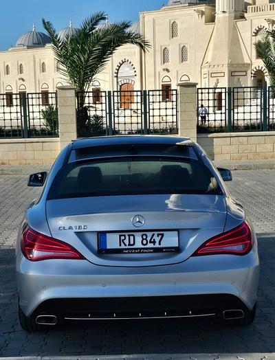 Mercedes-Benz CLA 180 — 5