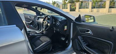 Mercedes-Benz CLA 180 — 10