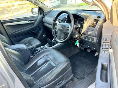Isuzu D-Max — 7