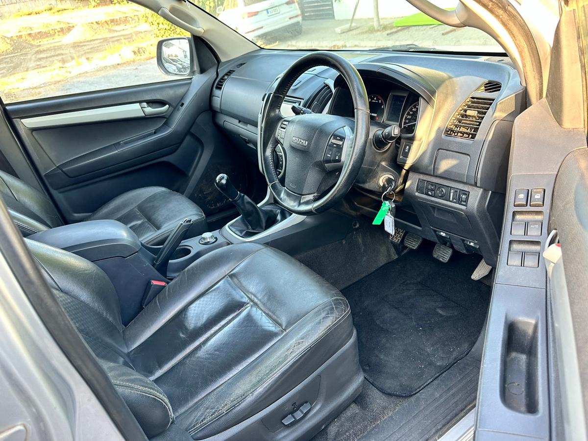 2016 Isuzu D-Max 7