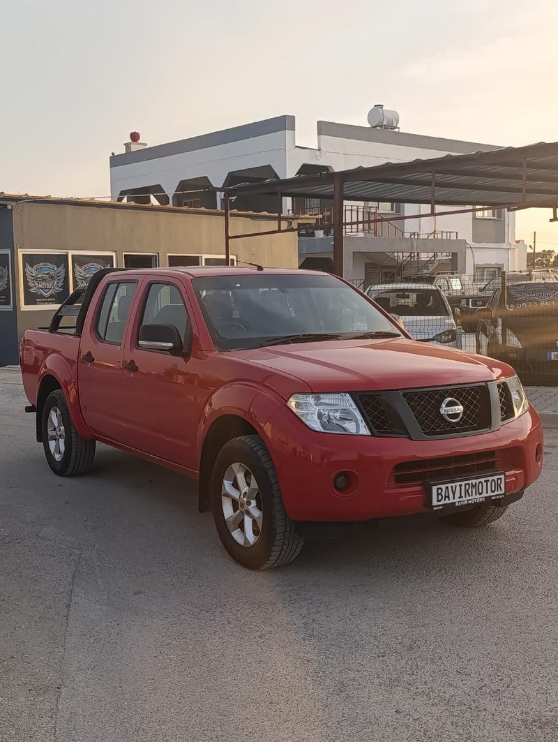 Nissan Navara — 1/8