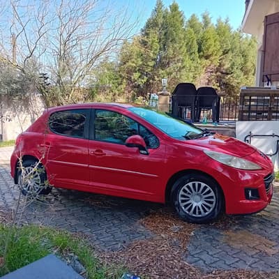 Peugeot 207 — 3
