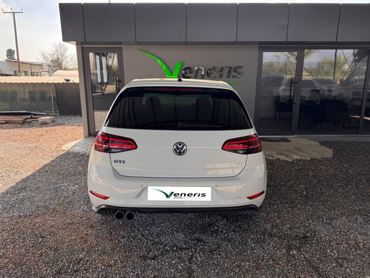 2020 Volkswagen Golf 3