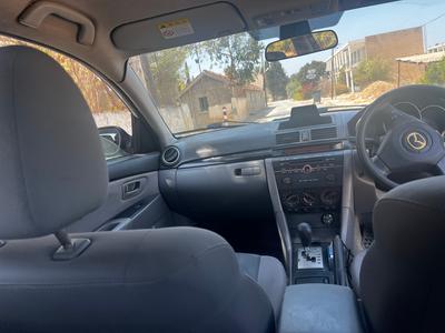 Mazda Axela — 6