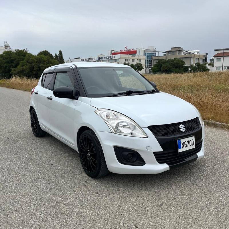 Suzuki Swift — 1/8