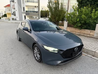 Mazda 3 — 1