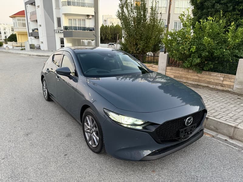Mazda 3 — 1/9