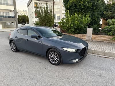 Mazda 3 — 4