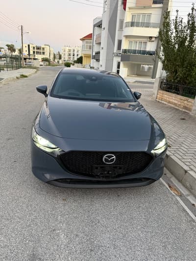 Mazda 3 — 5