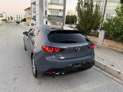 Mazda 3 — 8