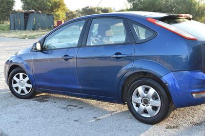 Ford Focus — 4