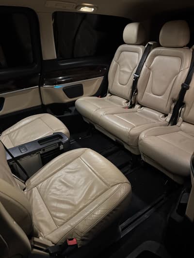 Mercedes-Benz V 220d — 3