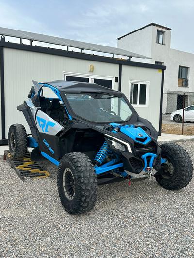 Can-Am Maverick X3 — 4
