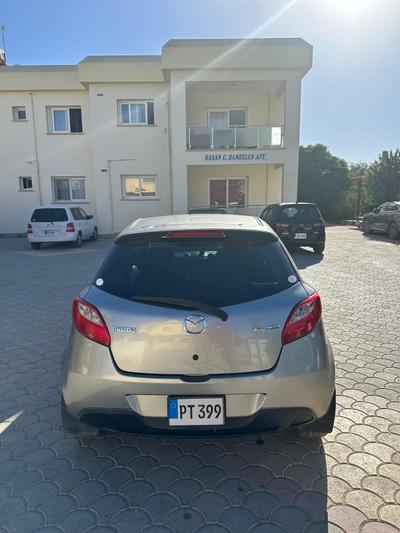 Mazda Demio — 5