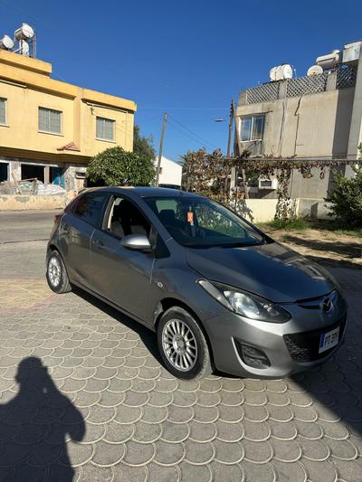 Mazda Demio — 6