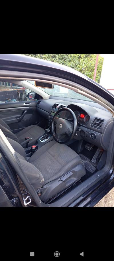 Volkswagen Jetta — 7