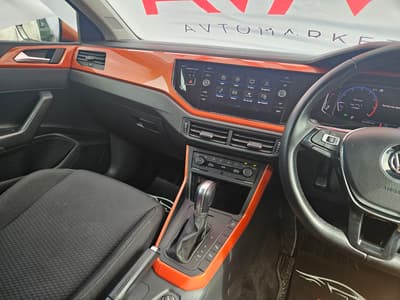 Volkswagen Polo — 5