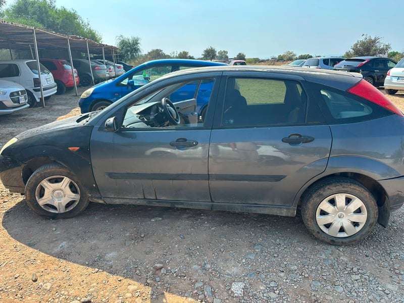 Ford Focus — 9