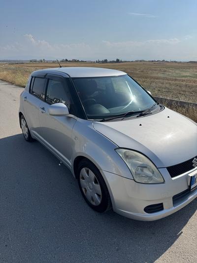 Suzuki Swift — 2