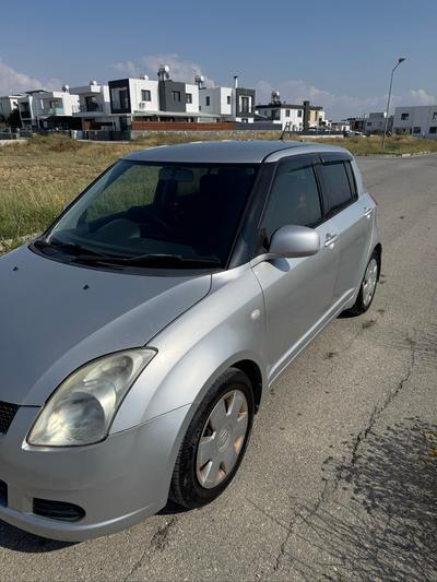 Suzuki Swift — 3