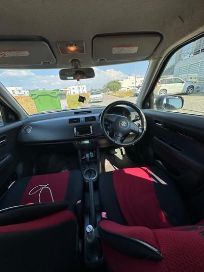 Suzuki Swift — 7