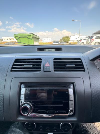 Suzuki Swift — 8