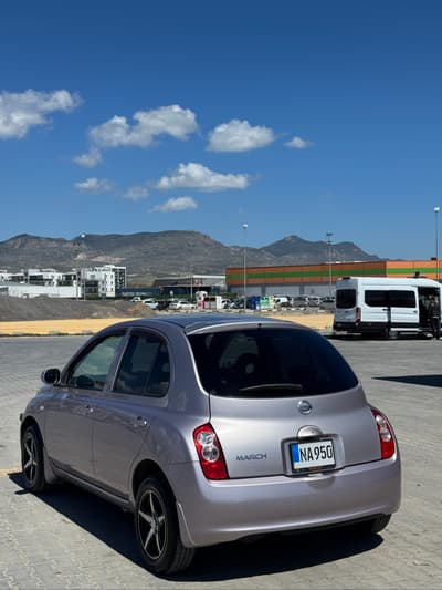 Nissan March — 4