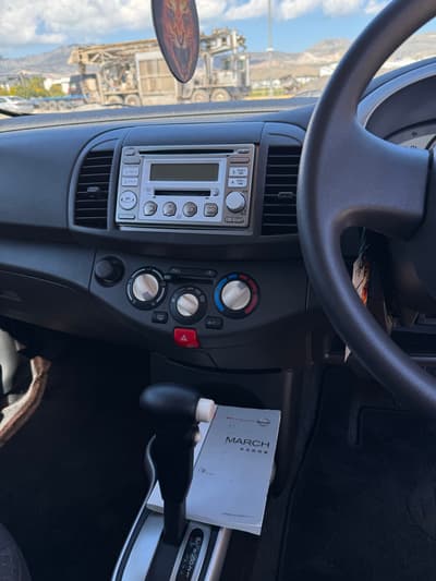 Nissan March — 5