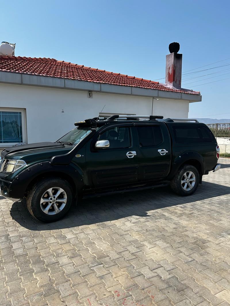 Nissan Navara — 1/3