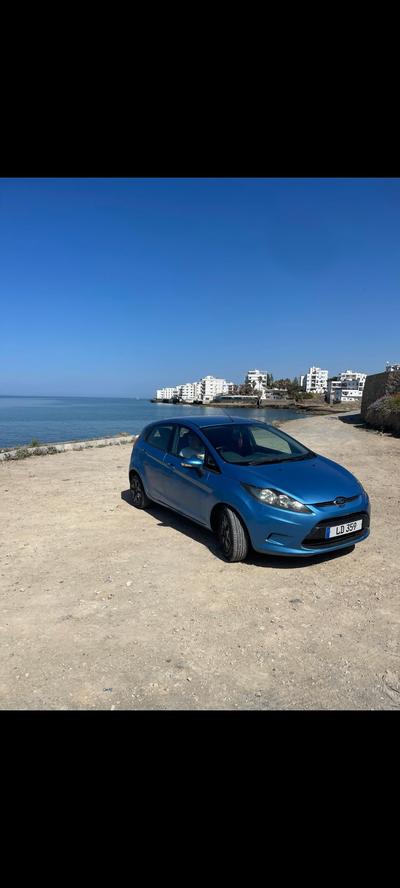 Ford Fiesta — 4