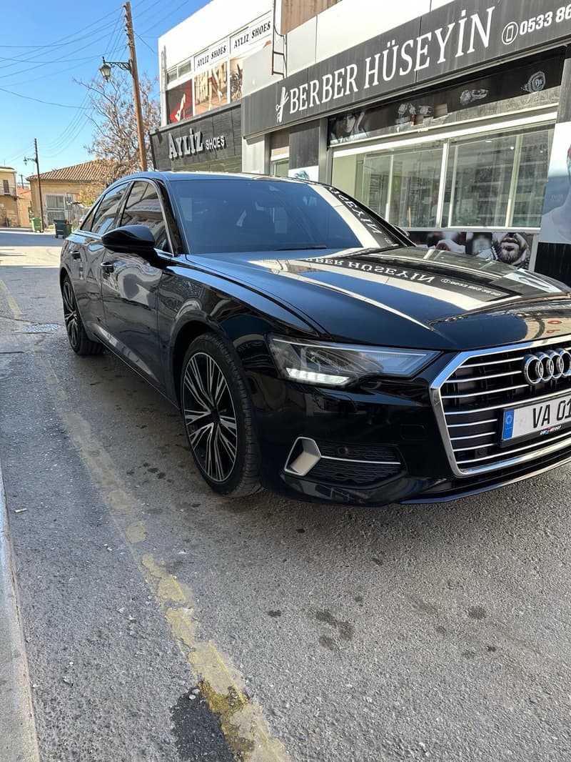 Audi A6 — 1/10