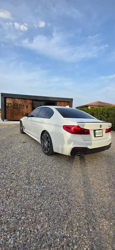 BMW 523i — 2
