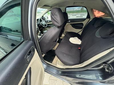 Ford Focus — 9