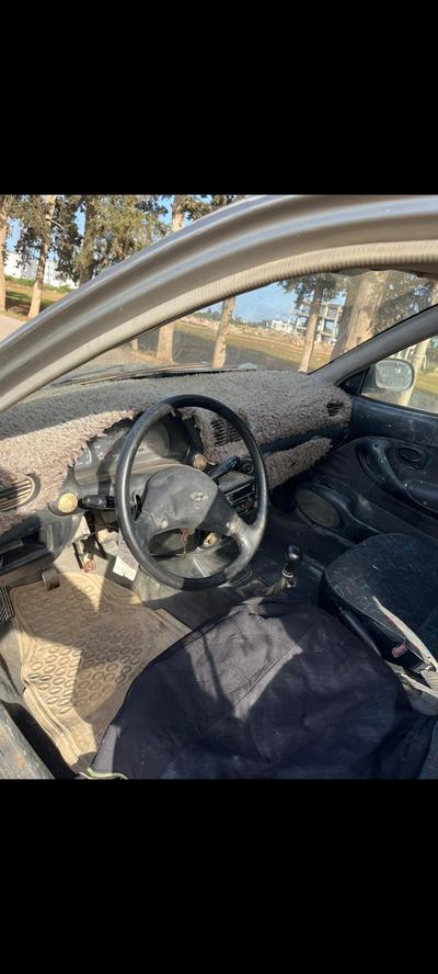 Hyundai Accent — 2