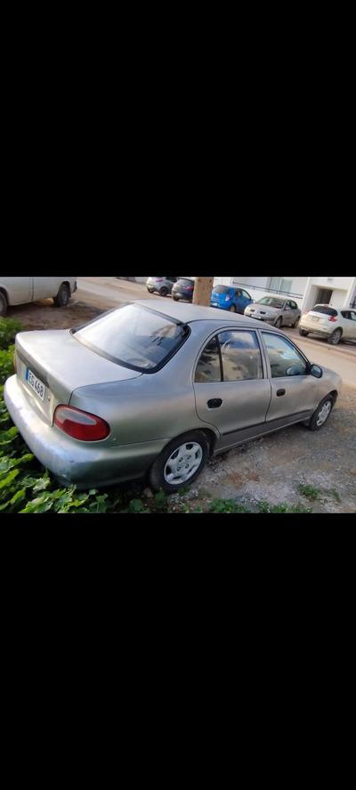1999 Hyundai Accent