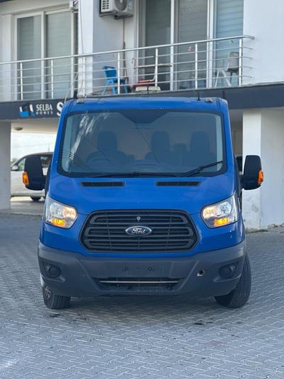 Ford Transit — 3