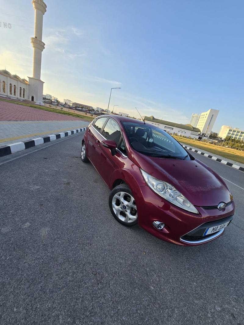 Ford Fiesta — 1/10