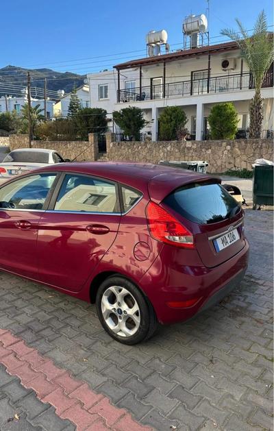 Ford Fiesta — 4