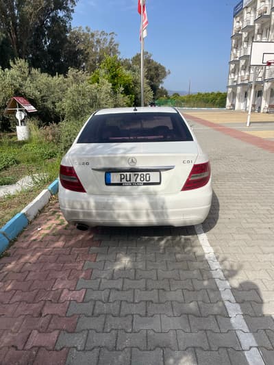 Mercedes-Benz C 220 — 4