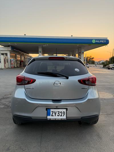 Mazda 2 — 3