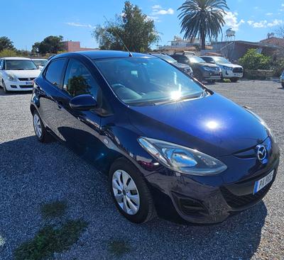 Mazda Demio — 3