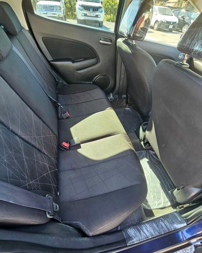 Mazda Demio — 8