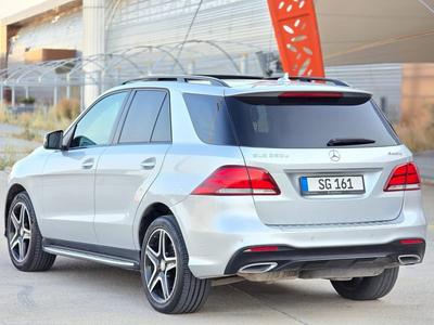 Mercedes-Benz GLE 250d — 4