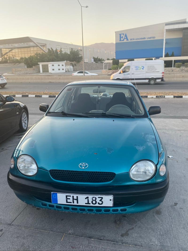 1999 Toyota Corolla