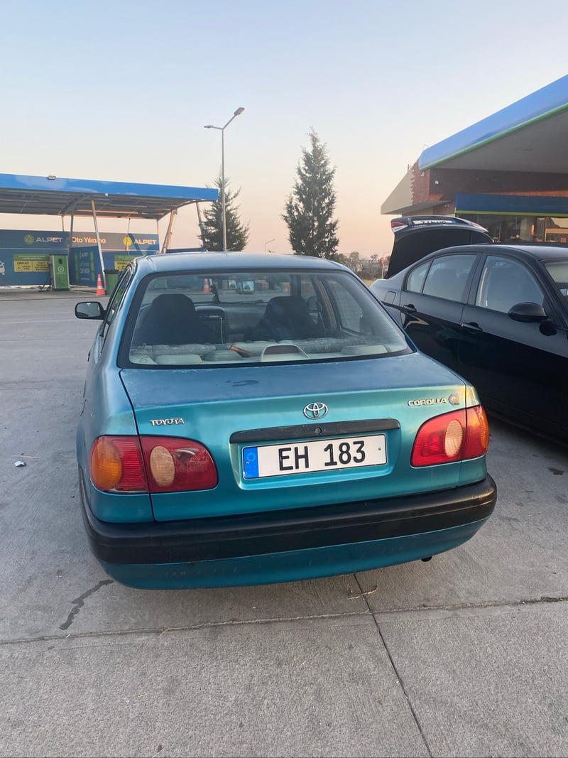 Toyota Corolla — 2