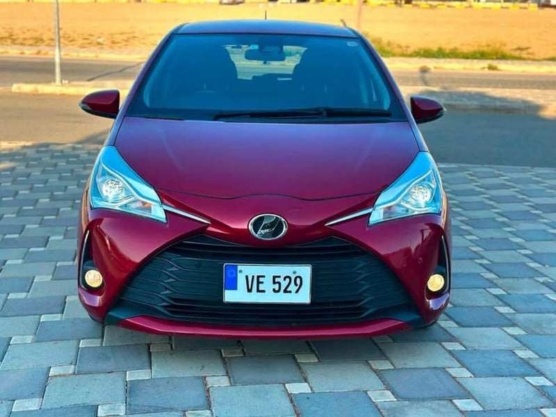 Toyota Vitz — 3