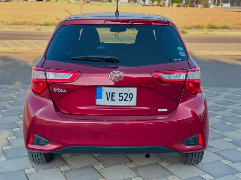 Toyota Vitz — 6