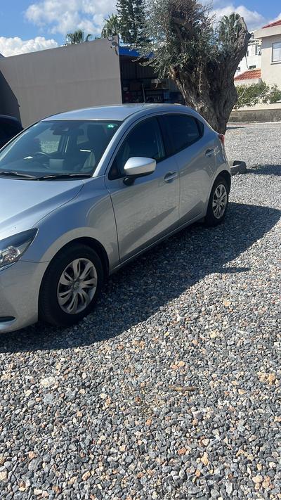Mazda Demio — 2